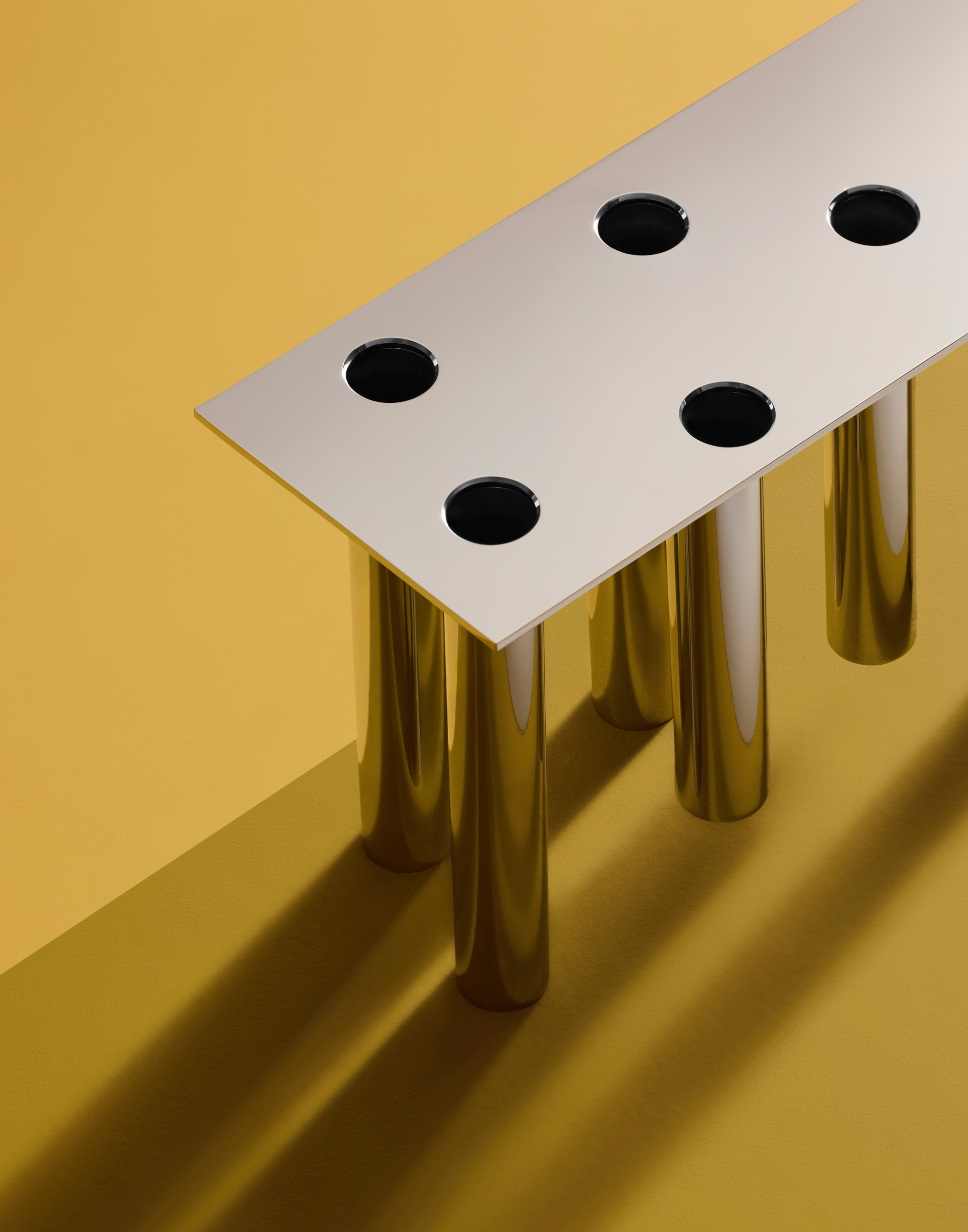 Pompei | vase, design Gio Ponti, courtesy of Gio Ponti Archives, creative direction Elisa Ossino Studio, ph. Aaron Tilley