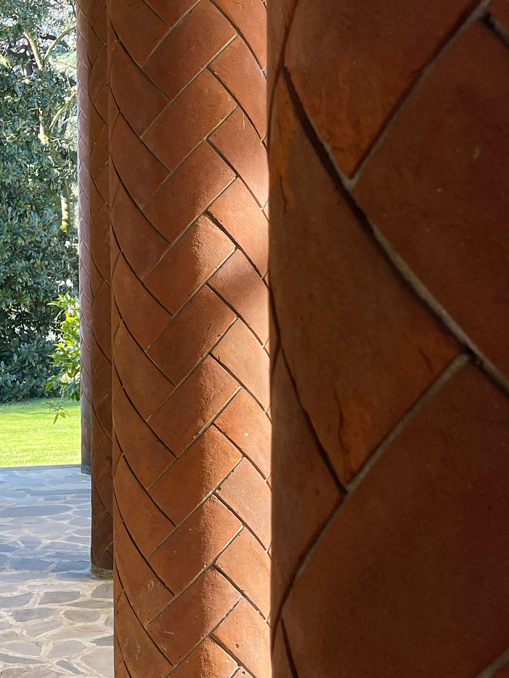 Casa, peristyle di Pier Giulio Magistretti, Milan – PH Max Zambelli