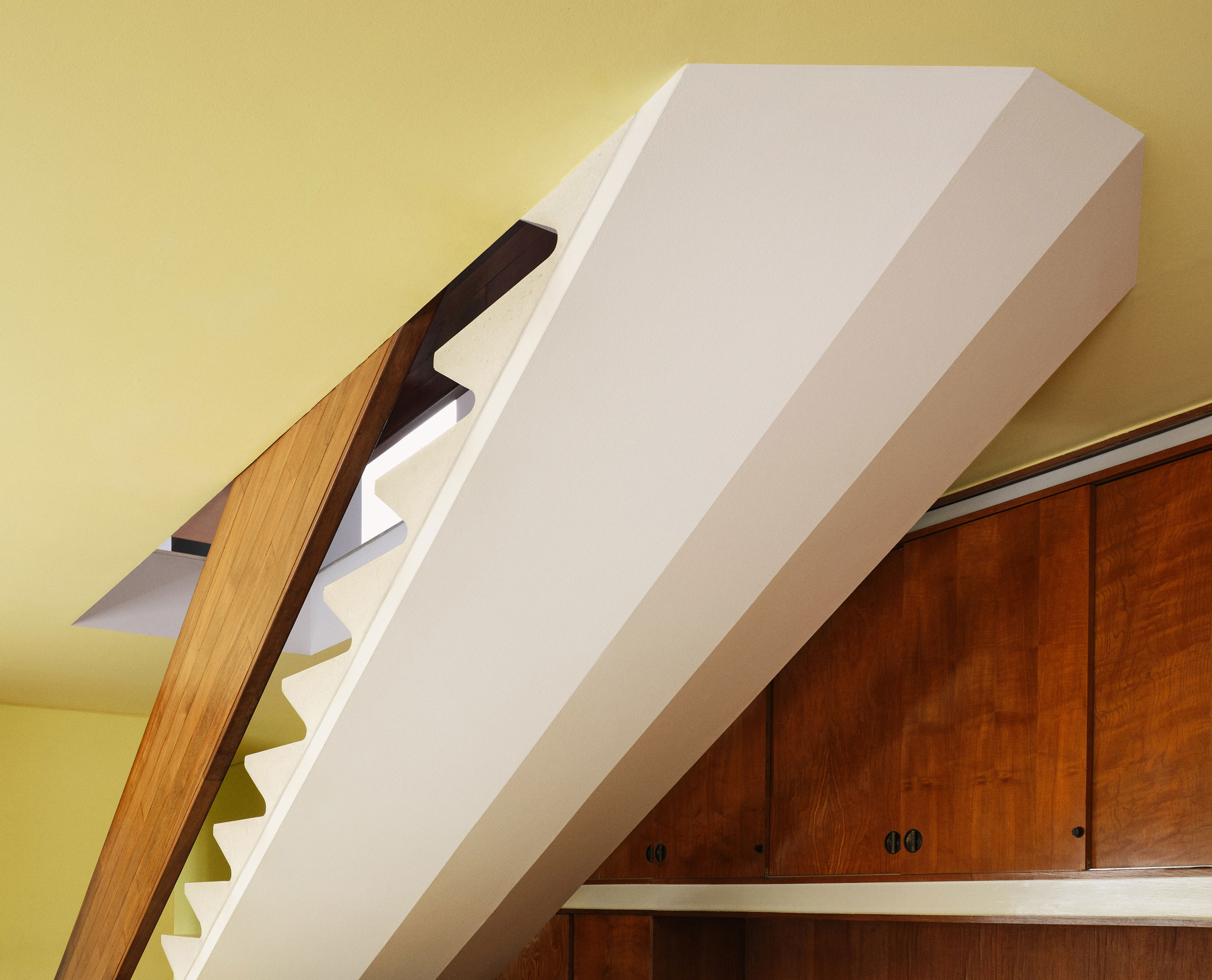 Yellow is the predominant color chosen by Gio Ponti for the project of Villa Planchart