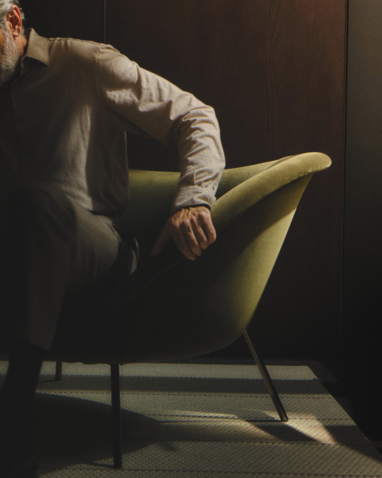 Images taken from Molteni&C's Geometry of Life campaign, directed by Luca Werner. Images: Maxime Tétard