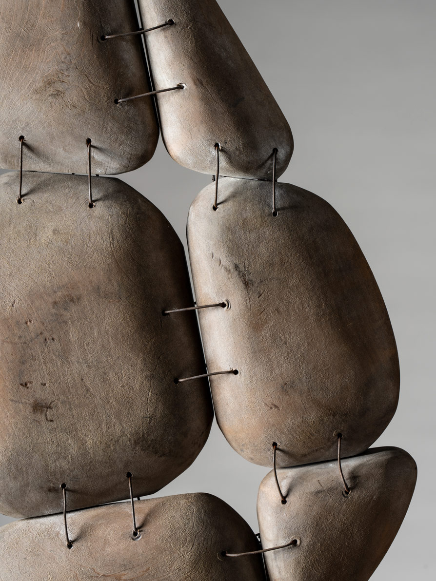 Legno cucito 456, a hand-sewn wooden sculpture made from Sapele mahogany in 2020. Image: Luca Rotondo