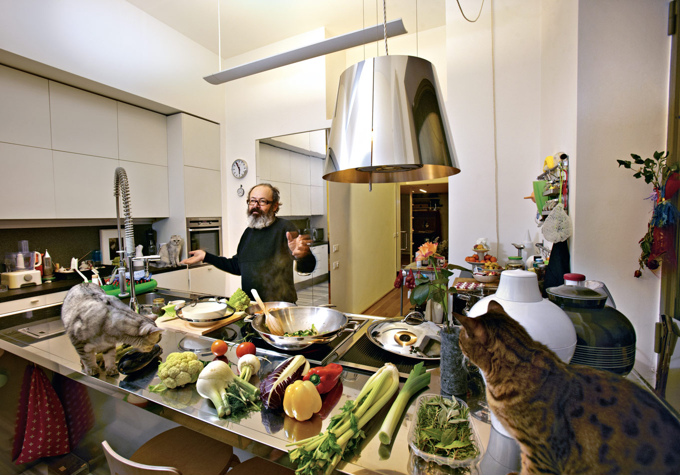 Il Couscous di Italo, an image from DADA Storie/s, a 2013 book narrating different kitchen stories. Image: Miro Zagnoli