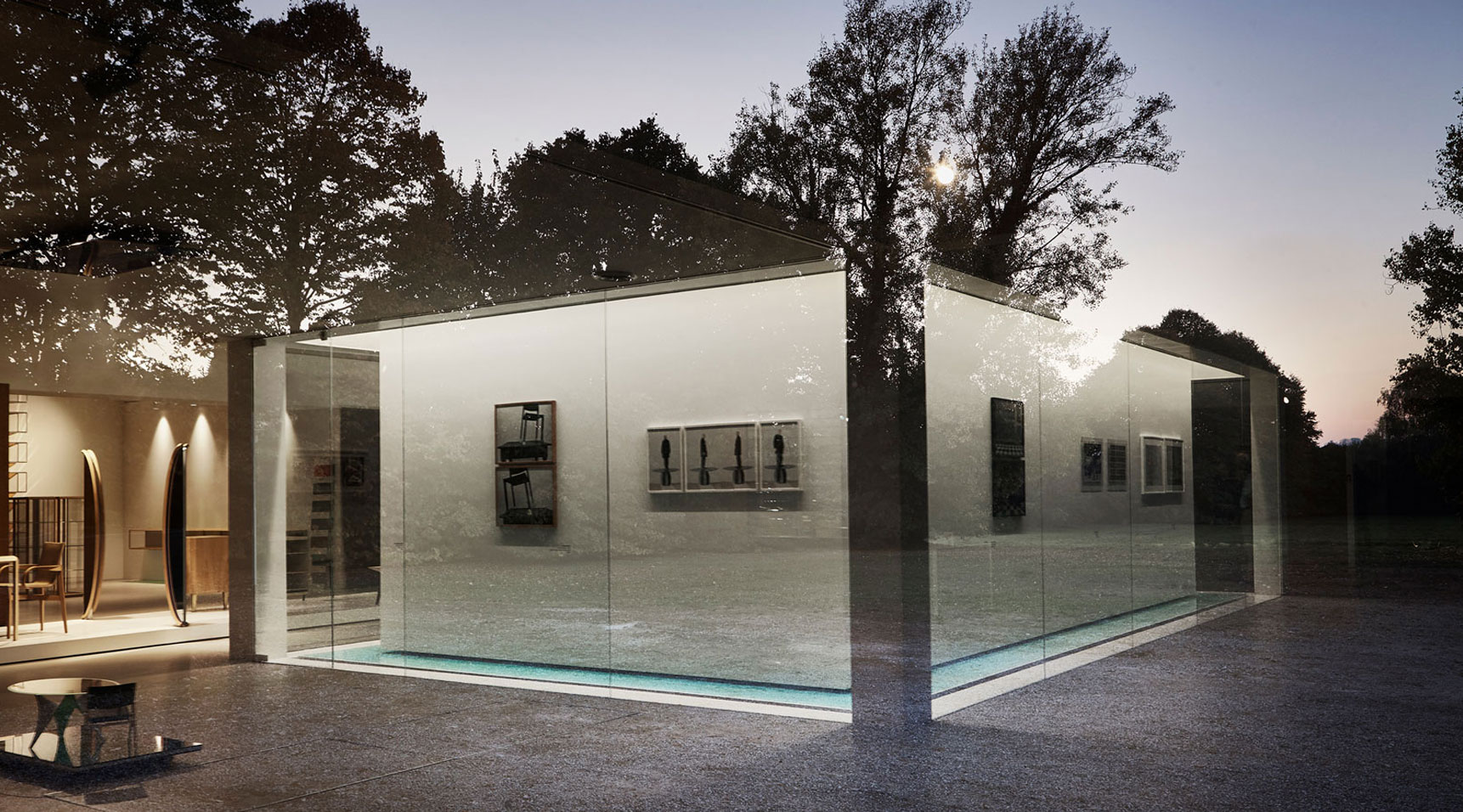 Floating Cube 10 years 10 artists 10 works