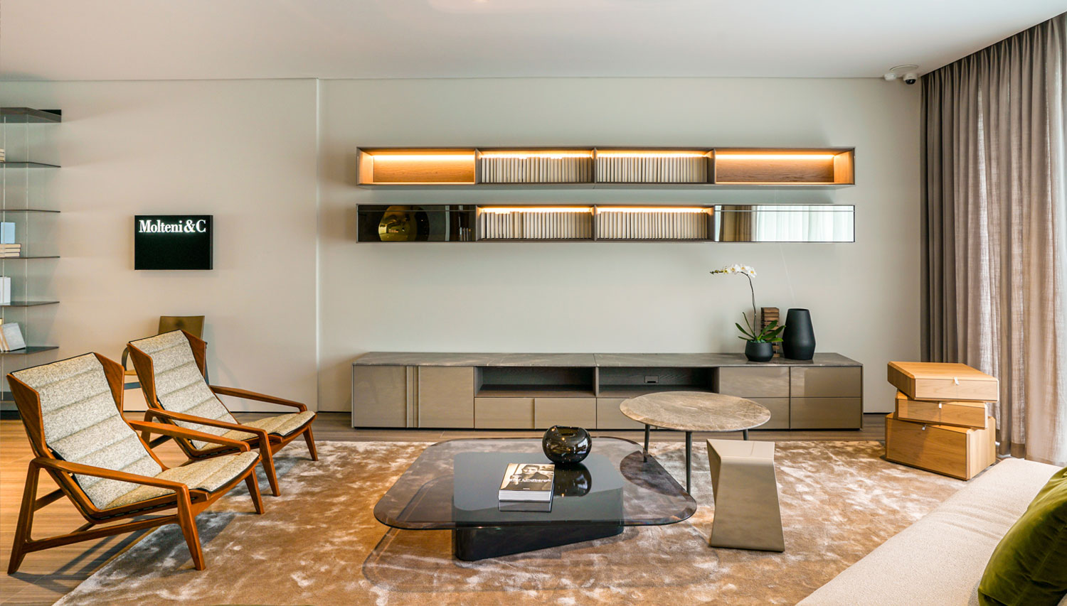 Molteni&C Dada Store in Vietnam