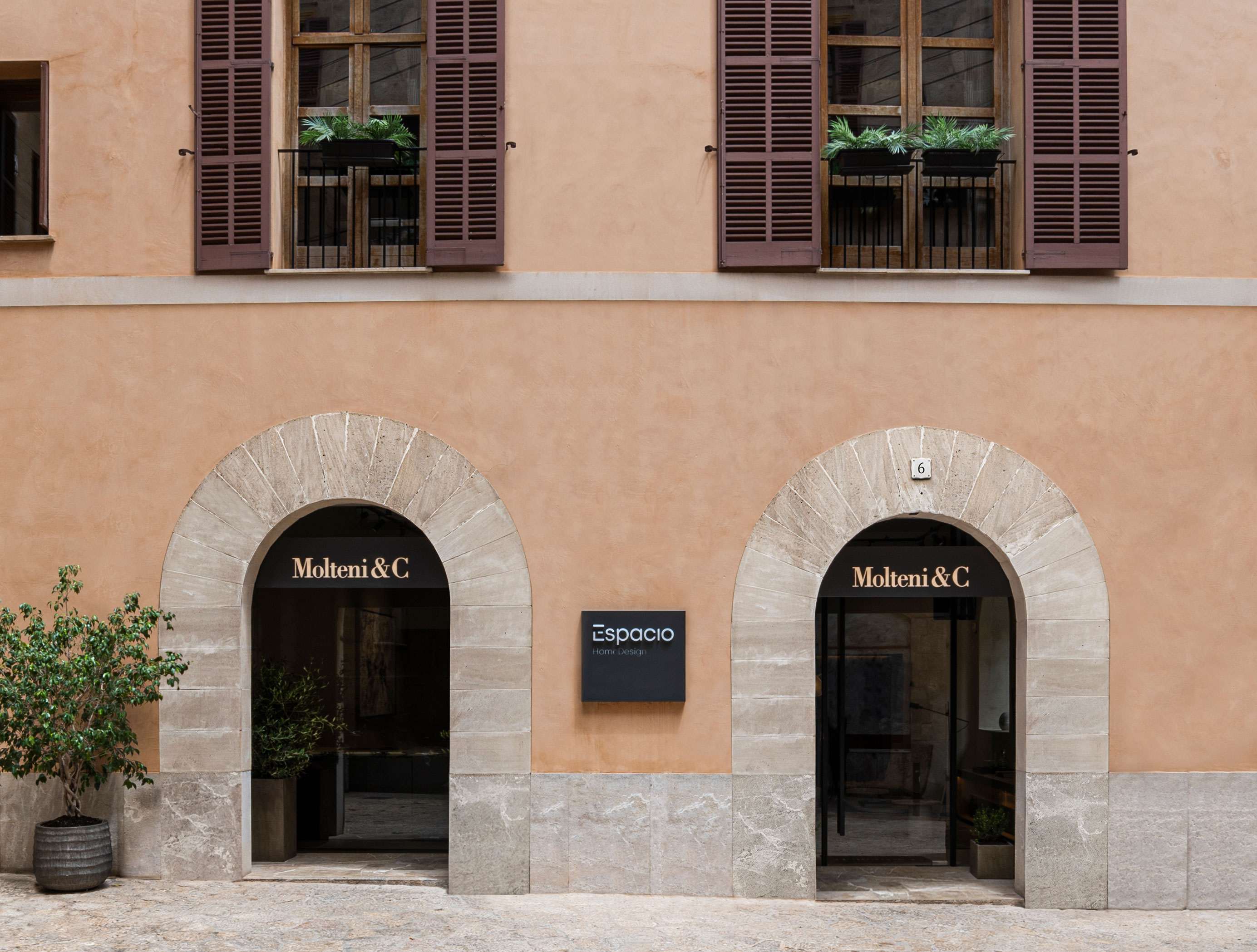 Molteni&C abre un nuevo Flagship Store en Mallorca