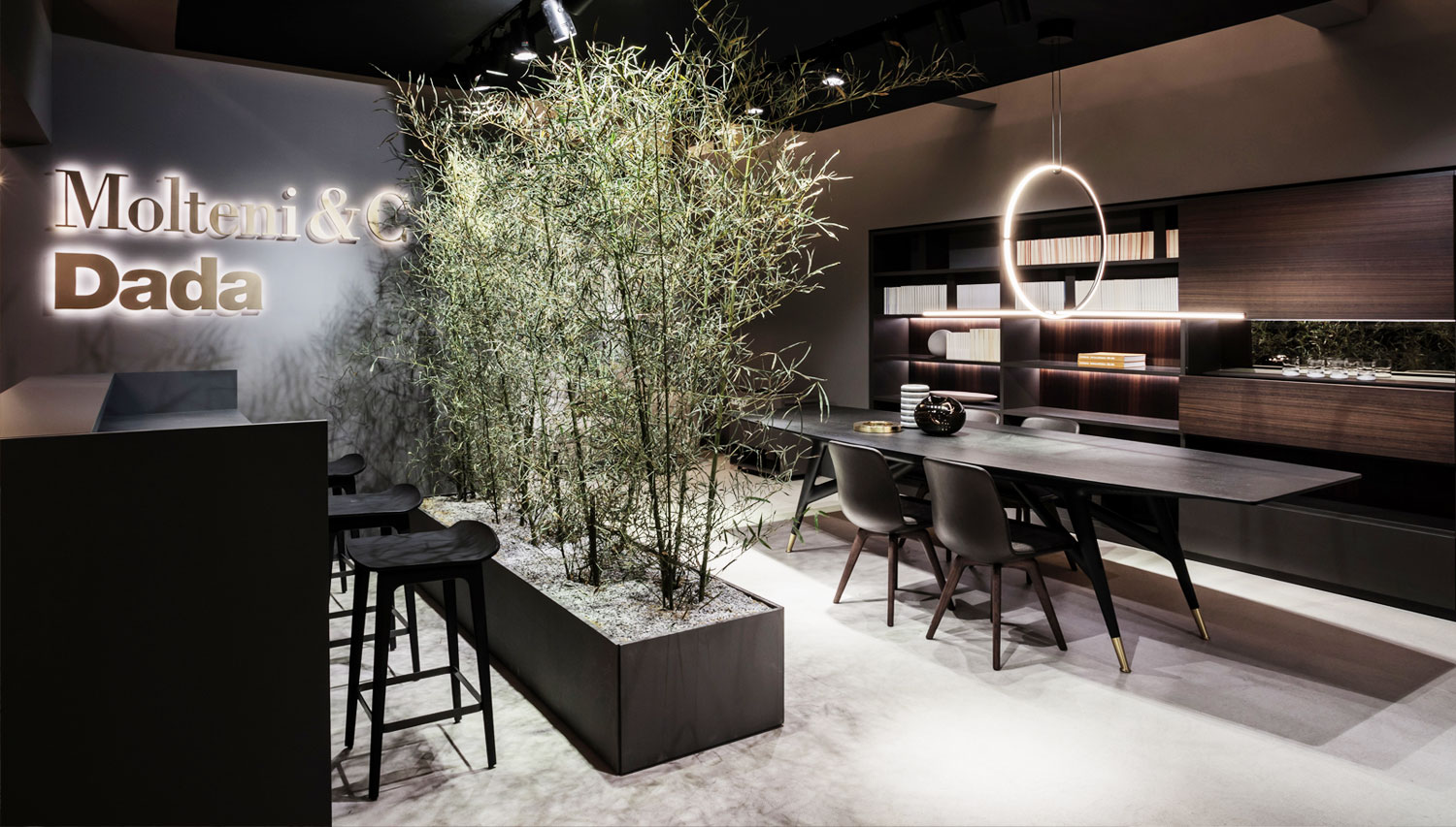 Molteni&C D.859.1 table by Gio Ponti and 505 by Nicola Gallizia